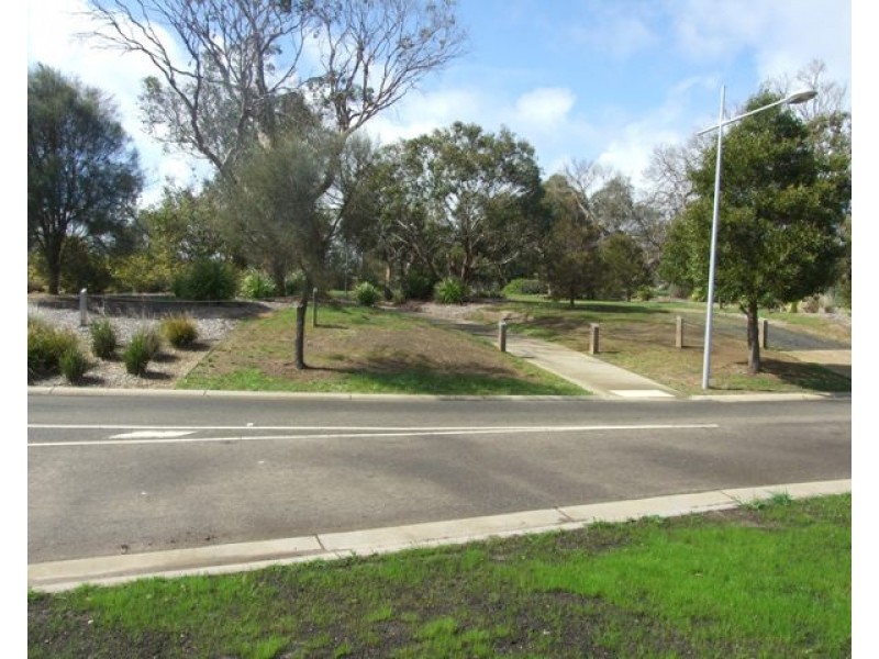 18 Wonga Lane, Cowes VIC 3922