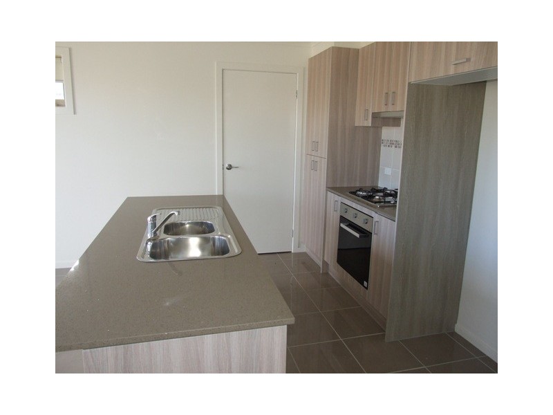 7 Lorikeet Lane, Cowes VIC 3922