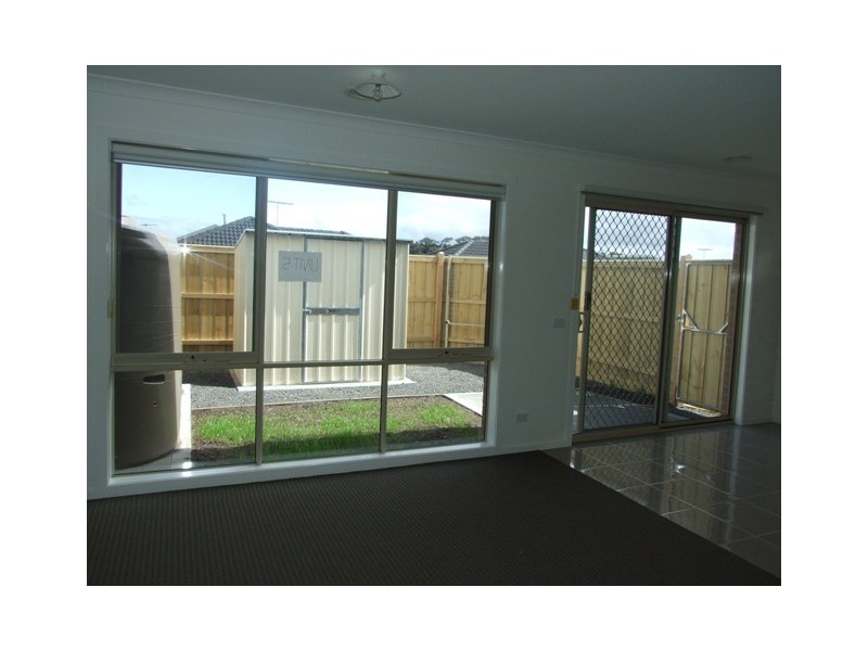 7 Lorikeet Lane, Cowes VIC 3922