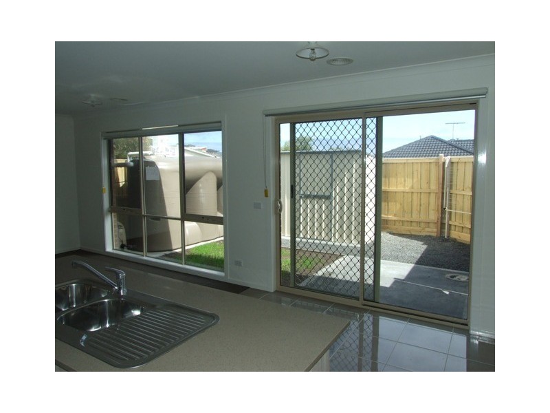 7 Lorikeet Lane, Cowes VIC 3922