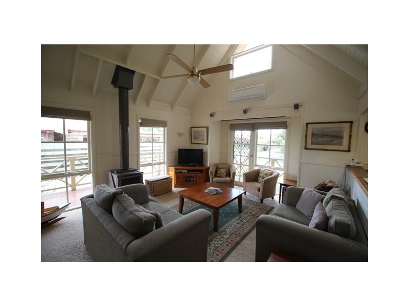 8 Wencliff Court, Newhaven VIC 3925