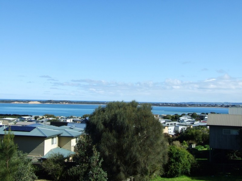 60 Shetland Heights Road, San Remo VIC 3925