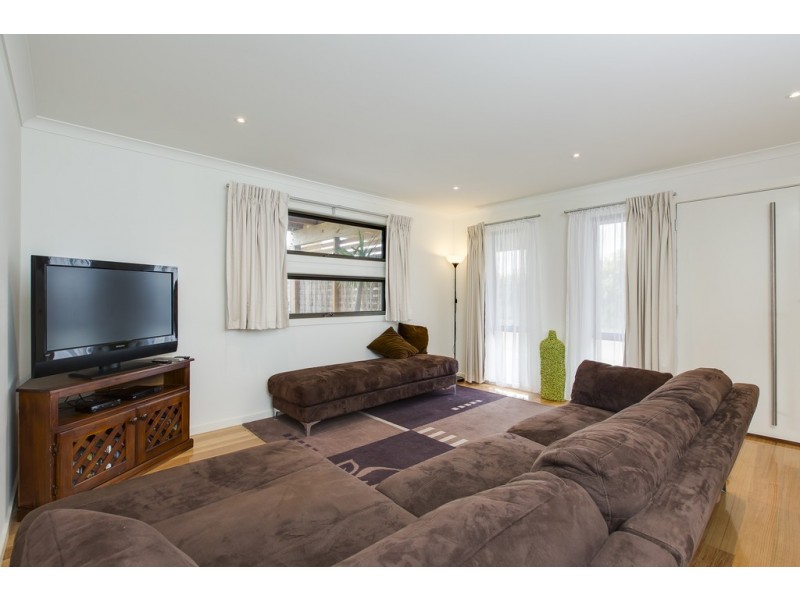 12 Lomandra Drive, Cowes VIC 3922