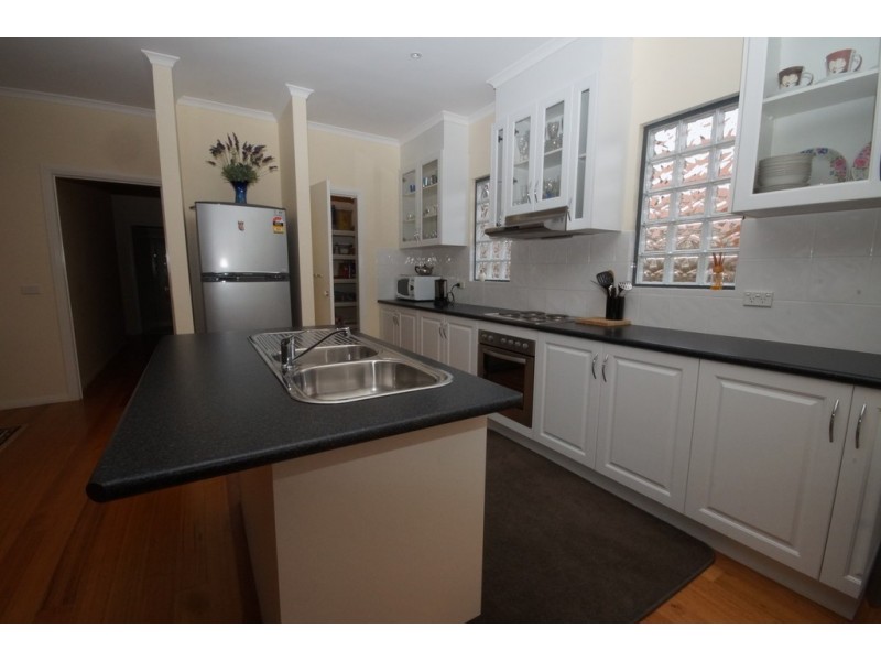 56 Redwood Drive, Cowes VIC 3922