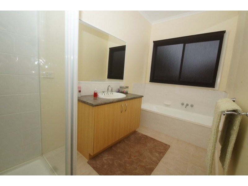56 Redwood Drive, Cowes VIC 3922