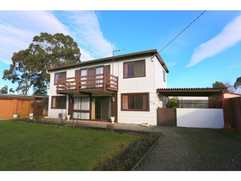 212 Thompson Avenue, Cowes VIC 3922