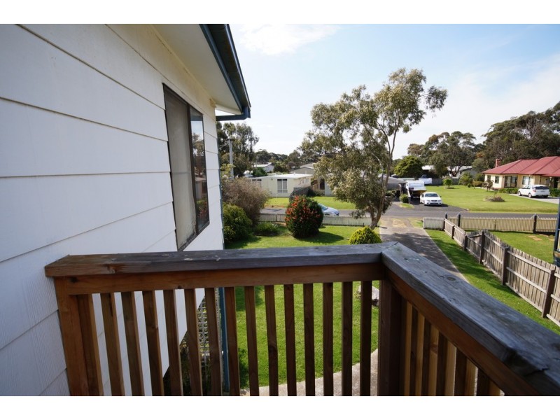 5 Outlook Drive, Cowes VIC 3922