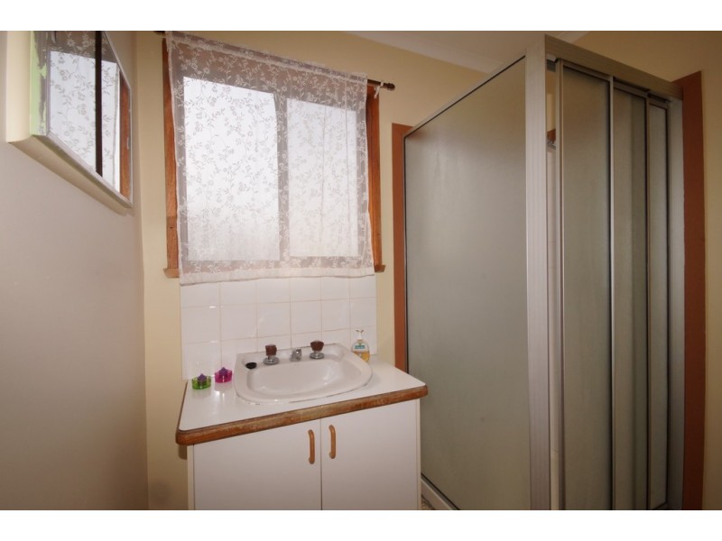 5 Outlook Drive, Cowes VIC 3922