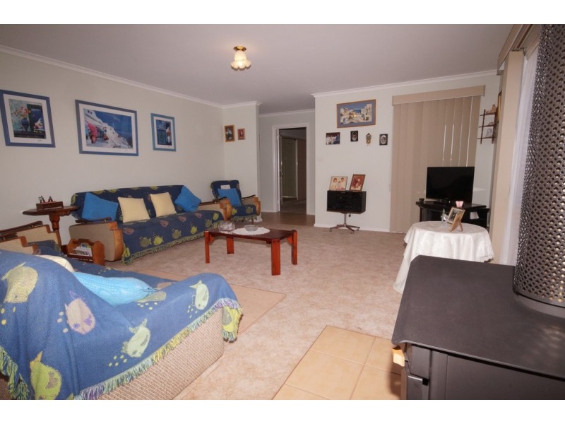 15 Dover Street, Sunderland Bay VIC 3922