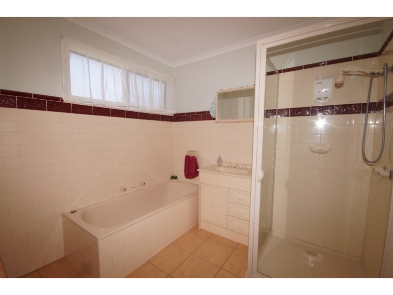 15 Dover Street, Sunderland Bay VIC 3922