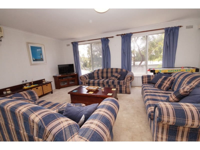 566 Settlement Road, Cowes VIC 3922