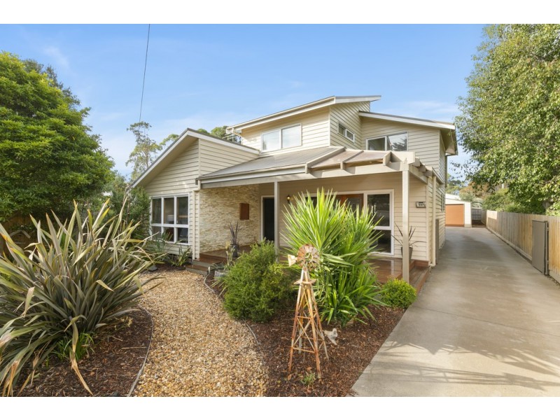 597 Settlement Road, Cowes VIC 3922