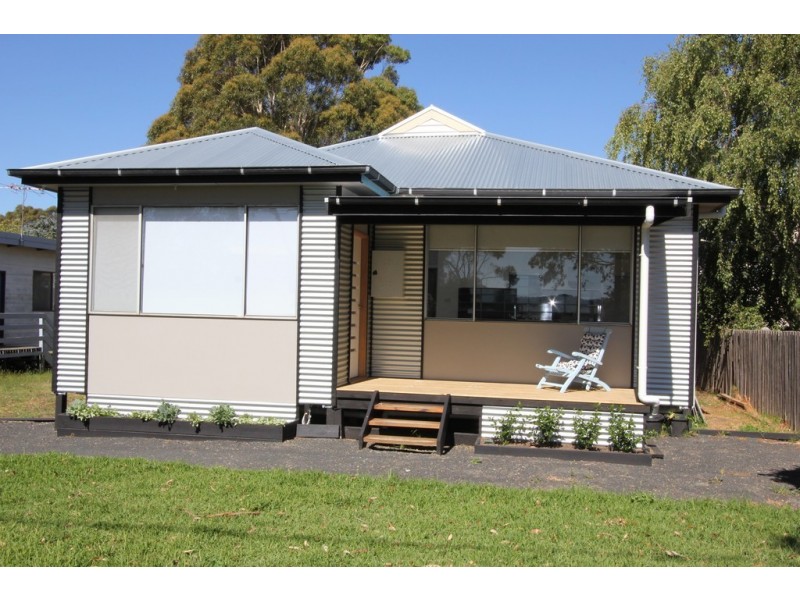 15 Wimbledon Road, Wimbledon Heights VIC 3922