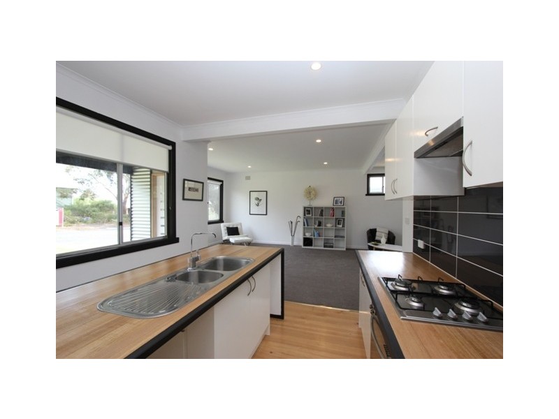 15 Wimbledon Road, Wimbledon Heights VIC 3922