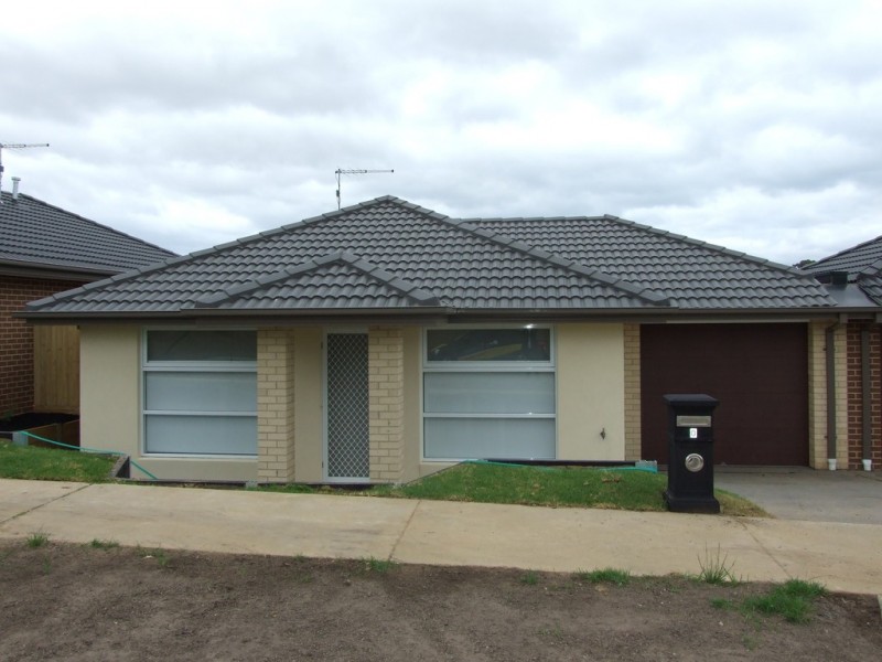 10 Wonga Lane, Cowes VIC 3922