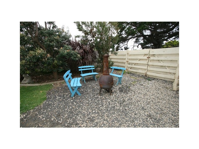 32 Alvina Crescent, Surf Beach VIC 3922