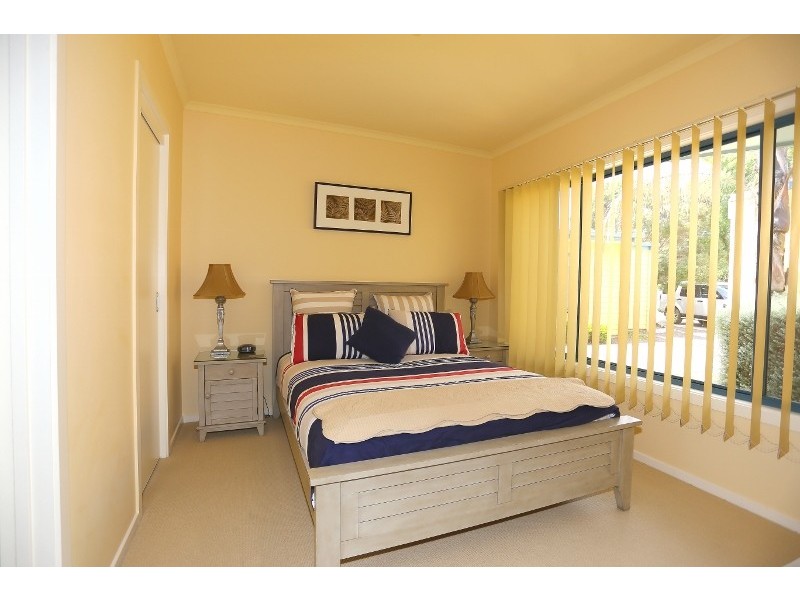 2/187 Church Street, Cowes VIC 3922