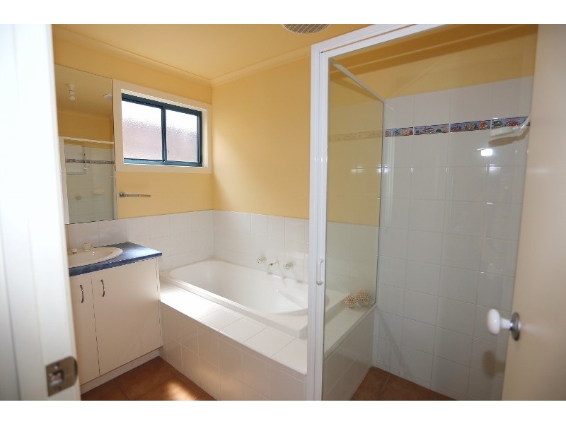 2/187 Church Street, Cowes VIC 3922