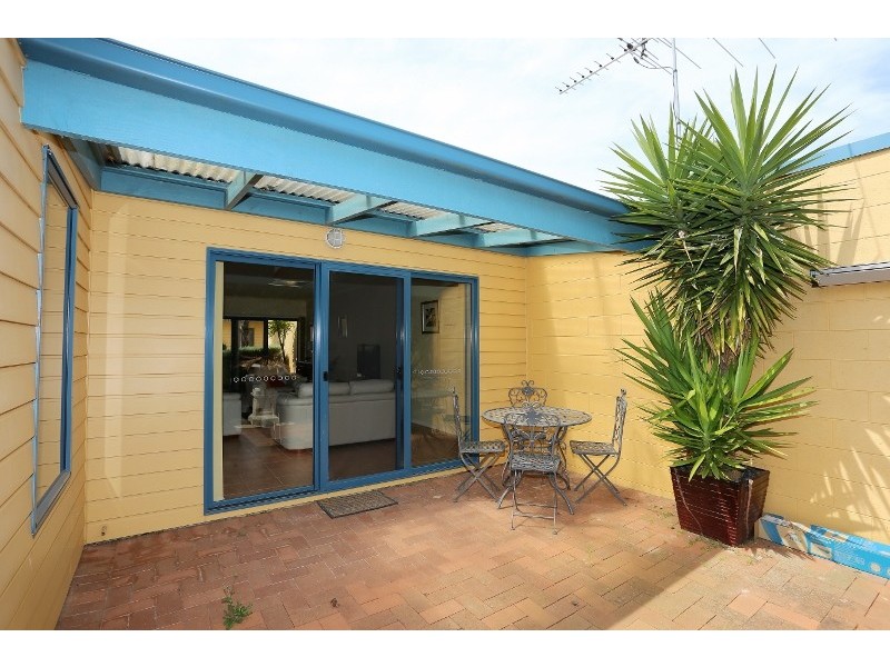 2/187 Church Street, Cowes VIC 3922