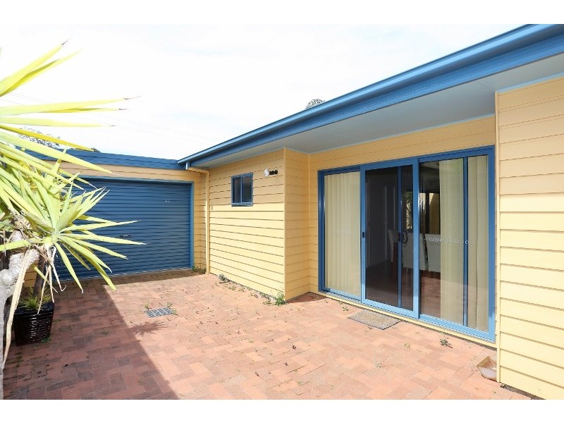 2/187 Church Street, Cowes VIC 3922