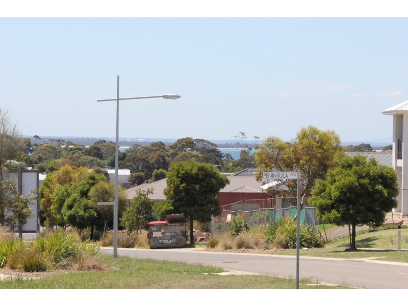 1 Peninsula View, Cowes VIC 3922