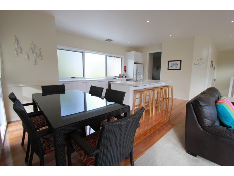 2/340 Church Street, Cowes VIC 3922