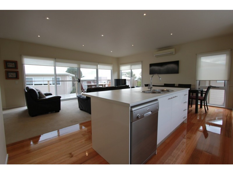 2/340 Church Street, Cowes VIC 3922