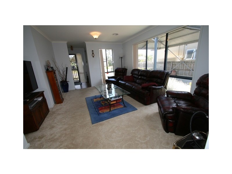 19 Katherine Circuit, Cowes VIC 3922