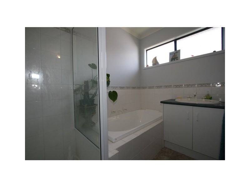 19 Katherine Circuit, Cowes VIC 3922