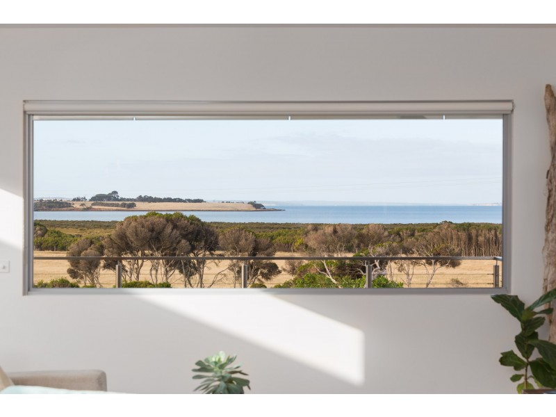 95 Phillip Island Road, Surf Beach VIC 3922