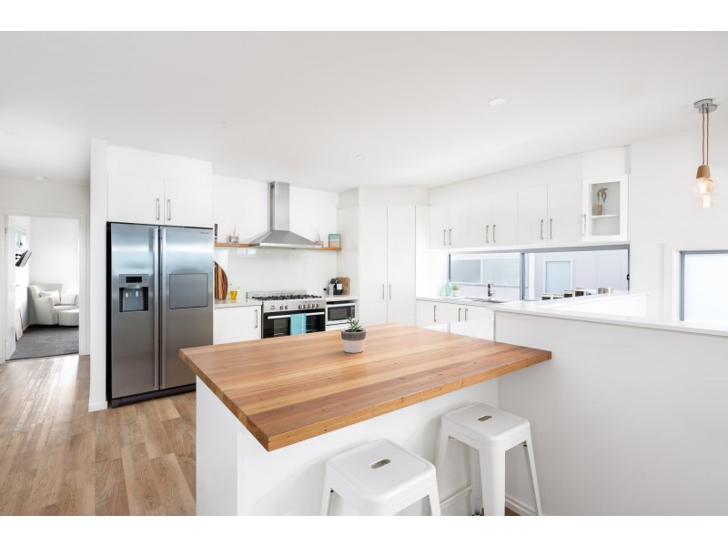 95 Phillip Island Road, Surf Beach VIC 3922