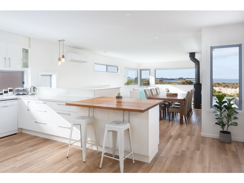 95 Phillip Island Road, Surf Beach VIC 3922