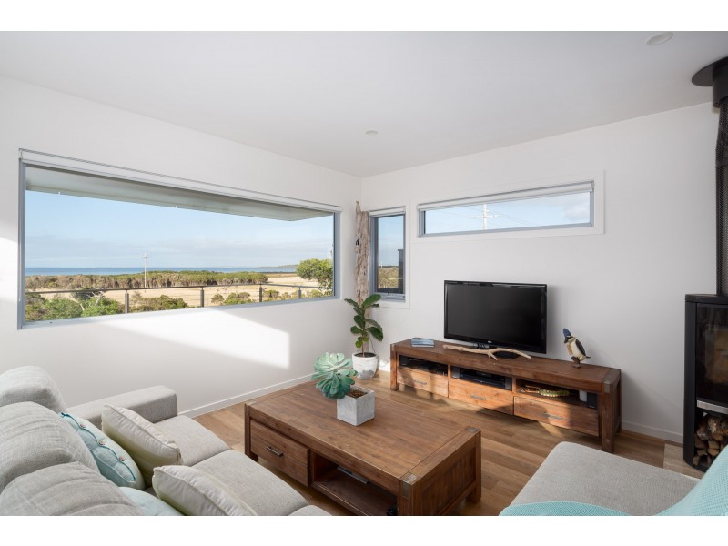 95 Phillip Island Road, Surf Beach VIC 3922