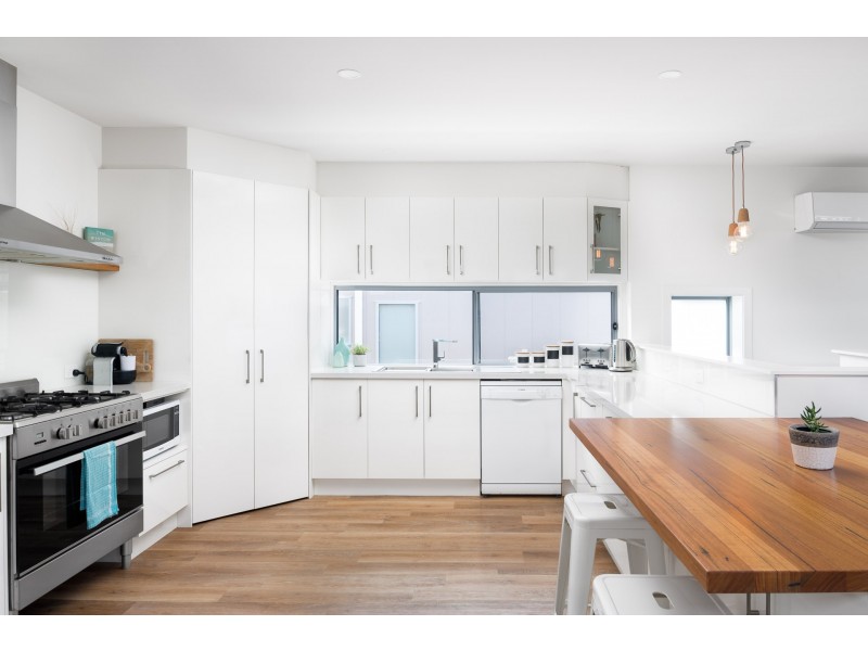 95 Phillip Island Road, Surf Beach VIC 3922