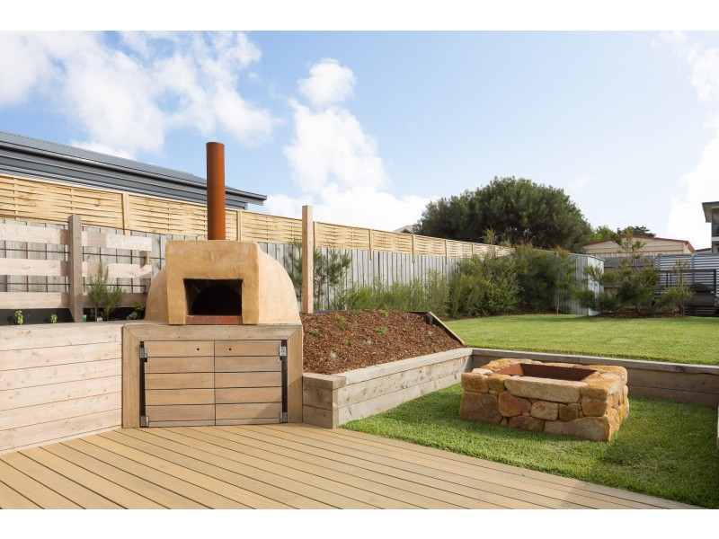 95 Phillip Island Road, Surf Beach VIC 3922