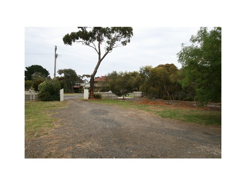 14 Lock Road, Rhyll VIC 3923