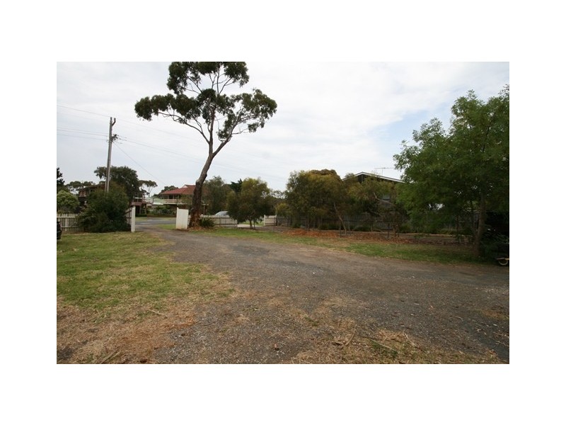 14 Lock Road, Rhyll VIC 3923