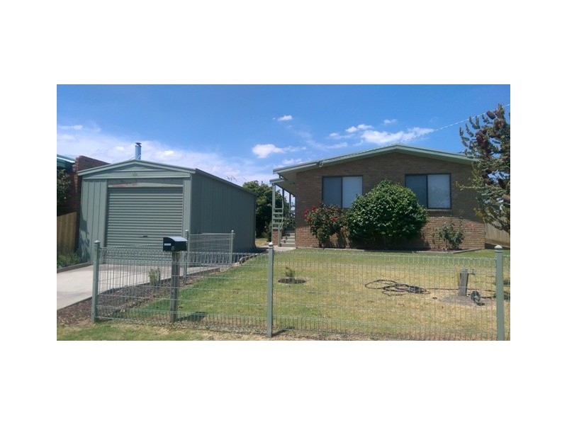 8 Keam Crescent, San Remo VIC 3925