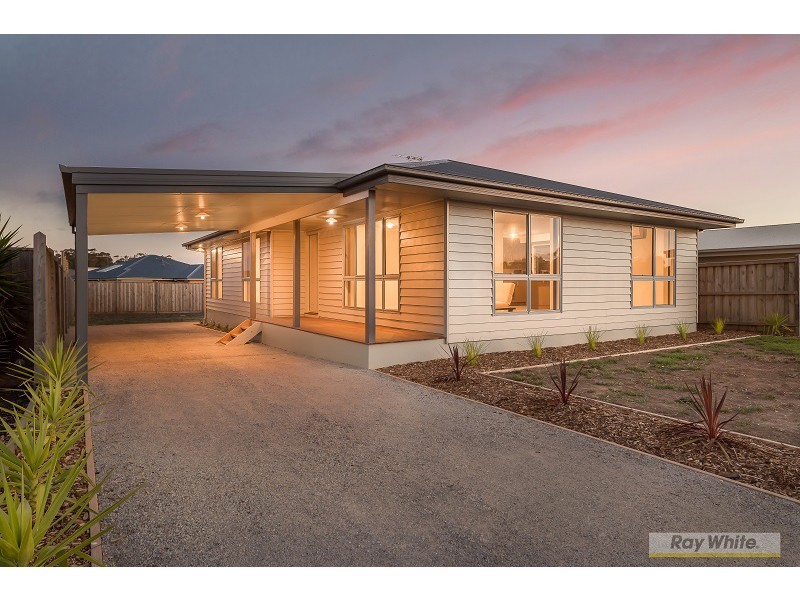 12 Pasadena Drive, Cowes VIC 3922