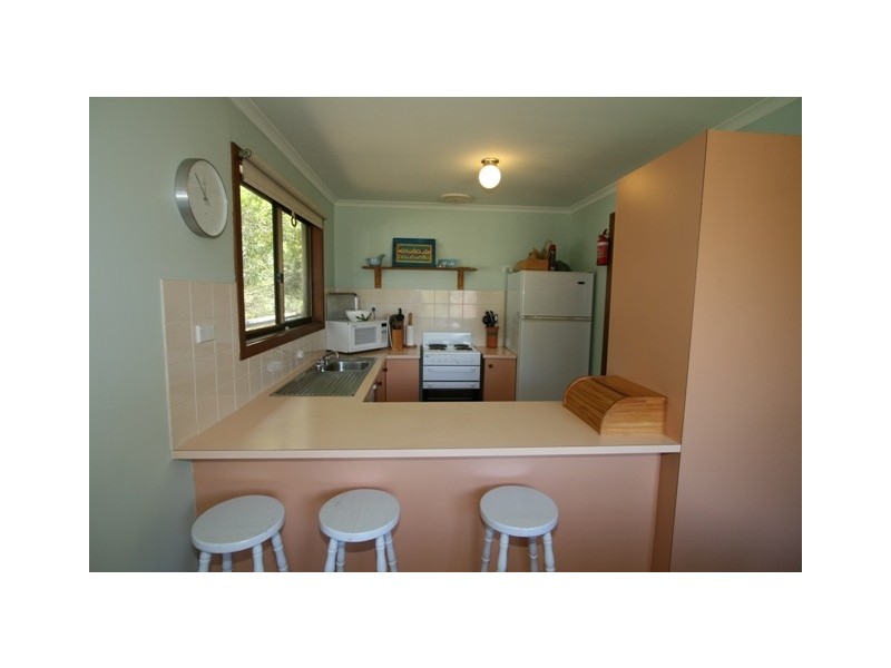 8 Bay Court, Cowes VIC 3922