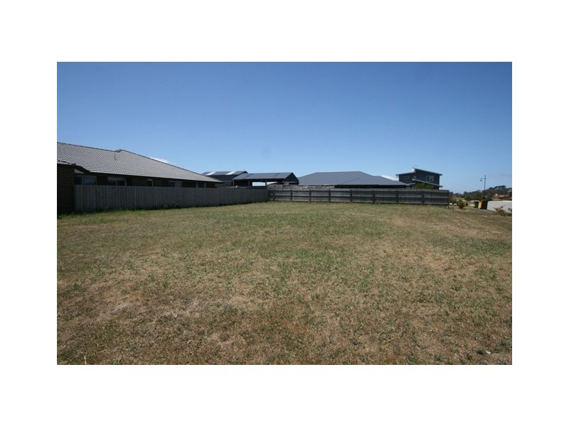 56 Everton Drive, Cowes VIC 3922