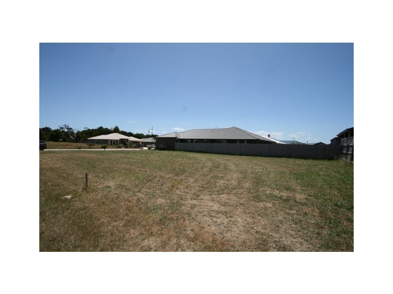 56 Everton Drive, Cowes VIC 3922