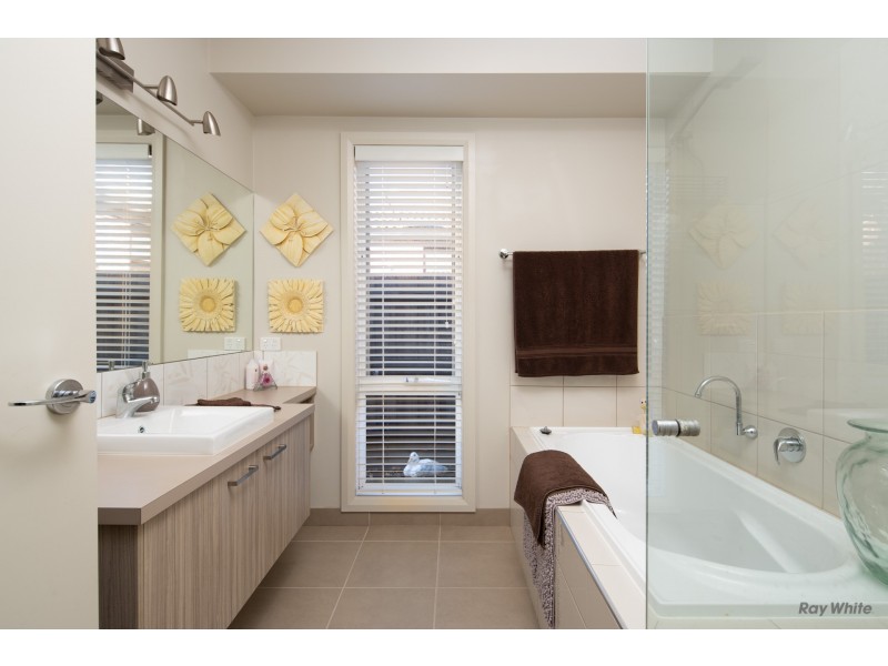 58 Everton Drive, Cowes VIC 3922