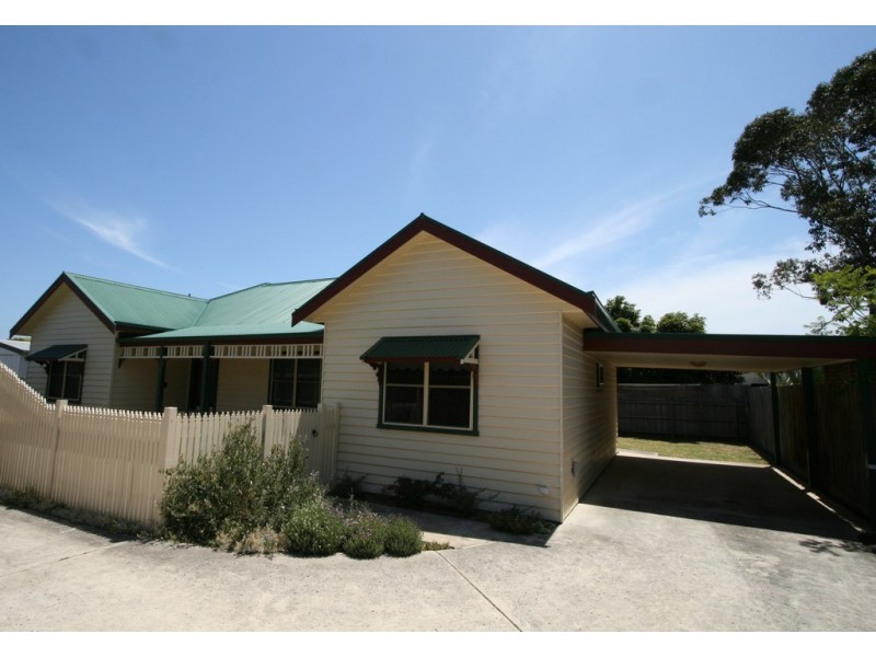 2/258 Settlement Road, Cowes VIC 3922