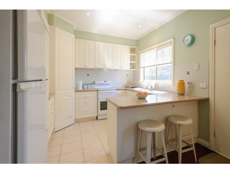 2/258 Settlement Road, Cowes VIC 3922