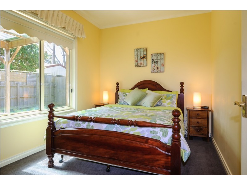 2/258 Settlement Road, Cowes VIC 3922