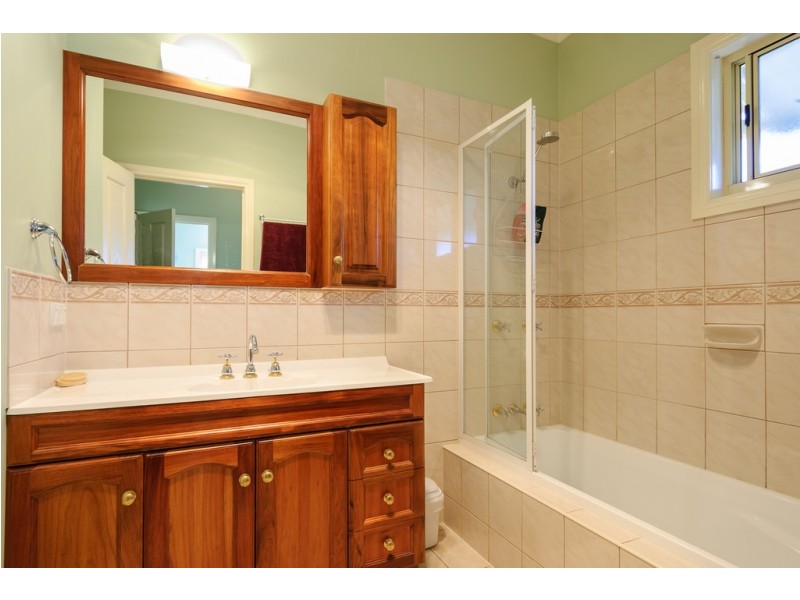 2/258 Settlement Road, Cowes VIC 3922