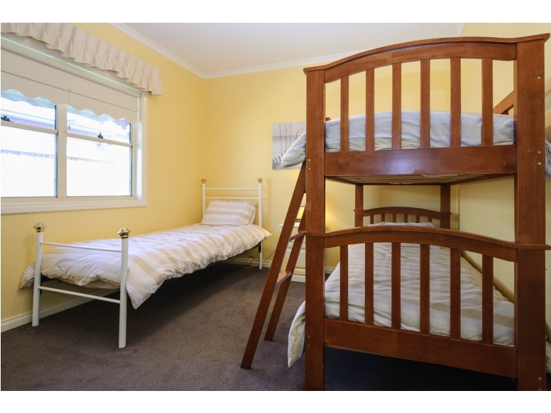 2/258 Settlement Road, Cowes VIC 3922