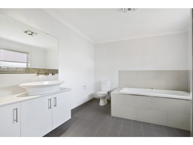 127 Vista Drive, Cape Woolamai VIC 3925