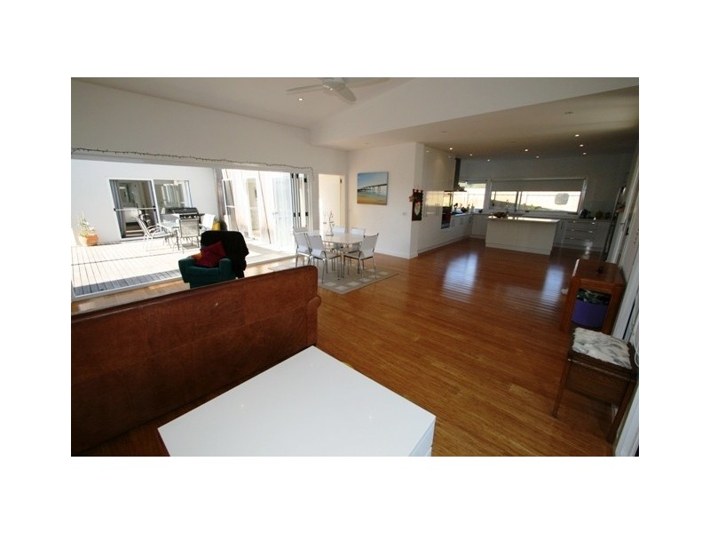 47 Settlement Road, Cowes VIC 3922